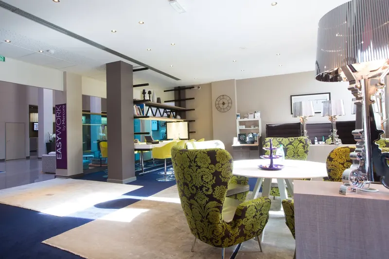 HOTEL EASYWORK MERCURE NANTES: espace de coworking à Nantes: Photo des locaux, adresse, horaires et tarifs pour réserver un espace de travail HOTEL EASYWORK MERCURE NANTES: espace de coworking à Nantes: Photo des locaux, adresse, horaires et tarifs pour réserver un espace de travail
