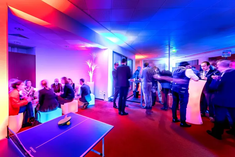 HOTEL EASYWORK MERCURE PARIS CDG: espace de coworking à Roissy En France: Photo des locaux, adresse, horaires et tarifs pour réserver un espace de travail HOTEL EASYWORK MERCURE PARIS CDG: espace de coworking à Roissy En France: Photo des locaux, adresse, horaires et tarifs pour réserver un espace de travail