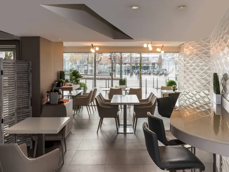HOTEL EASYWORK MERCURE PARIS VAUGIRARD: espace de coworking à Paris 15: Photo des locaux, adresse, horaires et tarifs pour réserver un espace de travail HOTEL EASYWORK MERCURE PARIS VAUGIRARD: espace de coworking à Paris 15: Photo des locaux, adresse, horaires et tarifs pour réserver un espace de travail