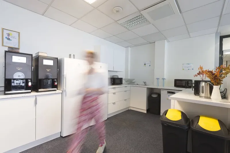 HOTEL EASYWORK MERCURE PART DIEU: espace de coworking à Lyon 3: Photo des locaux, adresse, horaires et tarifs pour réserver un espace de travail HOTEL EASYWORK MERCURE PART DIEU: espace de coworking à Lyon 3: Photo des locaux, adresse, horaires et tarifs pour réserver un espace de travail