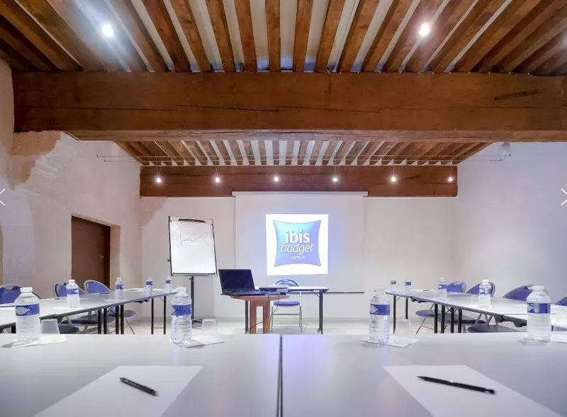 HOTEL IBIS BUDGET MARSEILLE VIEUX PORT: espace de coworking à Marseille 1: Photo des locaux, adresse, horaires et tarifs pour réserver un espace de travail HOTEL IBIS BUDGET MARSEILLE VIEUX PORT: espace de coworking à Marseille 1: Photo des locaux, adresse, horaires et tarifs pour réserver un espace de travail