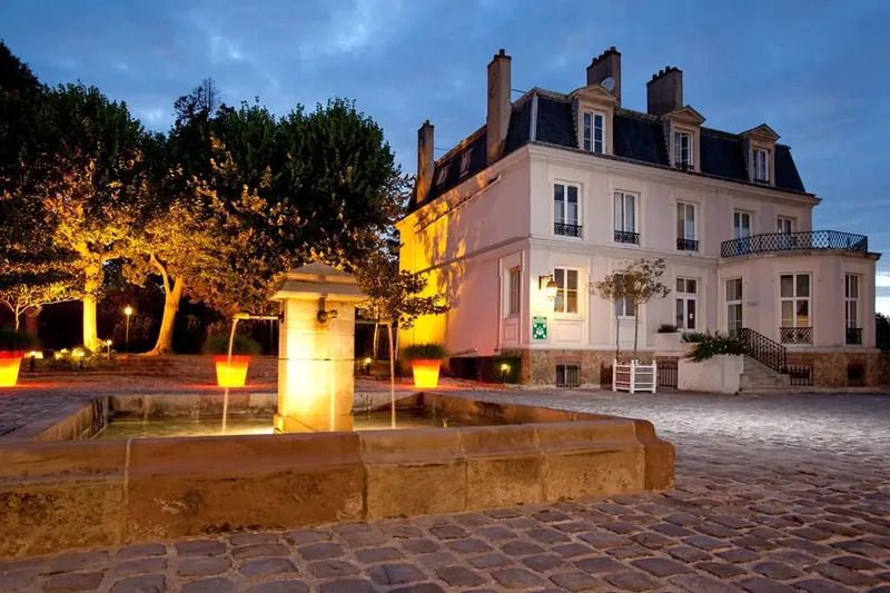 HOTEL NOVOTEL PARIS SACLAY: espace de coworking à Saclay: Photo des locaux, adresse, horaires et tarifs pour réserver un espace de travail HOTEL NOVOTEL PARIS SACLAY: espace de coworking à Saclay: Photo des locaux, adresse, horaires et tarifs pour réserver un espace de travail