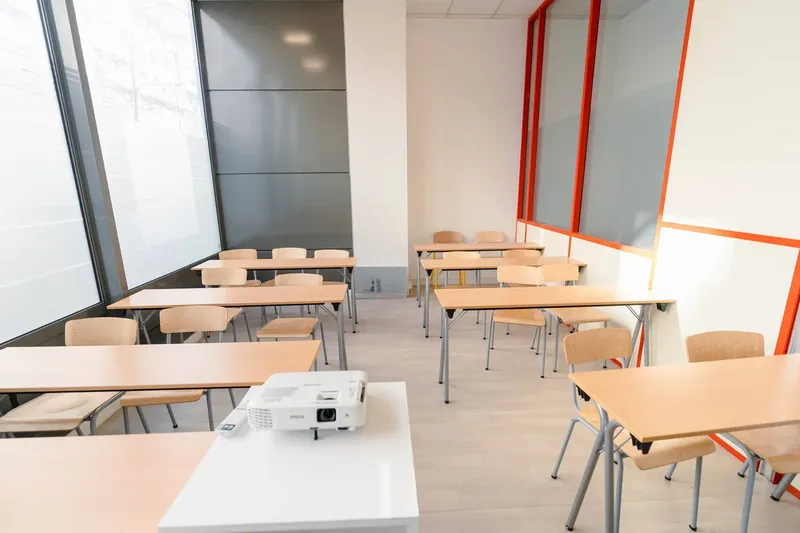 ISMAC CAMPUS BERCY: lieu événementiel à Paris 12: Photo des locaux, adresse, horaires et tarifs pour réserver un espace de travail ISMAC CAMPUS BERCY: lieu événementiel à Paris 12: Photo des locaux, adresse, horaires et tarifs pour réserver un espace de travail