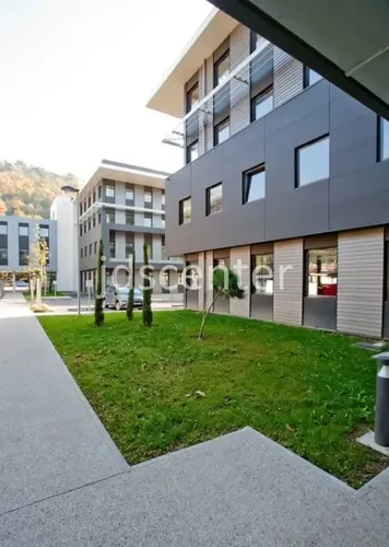 JDSCENTER VIENNE: espace de coworking à Vienne: Photo des locaux, adresse, horaires et tarifs pour réserver un espace de travail JDSCENTER VIENNE: espace de coworking à Vienne: Photo des locaux, adresse, horaires et tarifs pour réserver un espace de travail