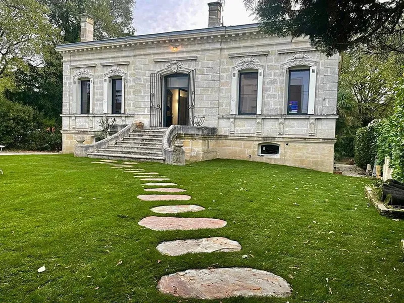 LA CHARTREUSE 292: espace de coworking à Bègles: Photo des locaux, adresse, horaires et tarifs pour réserver un espace de travail