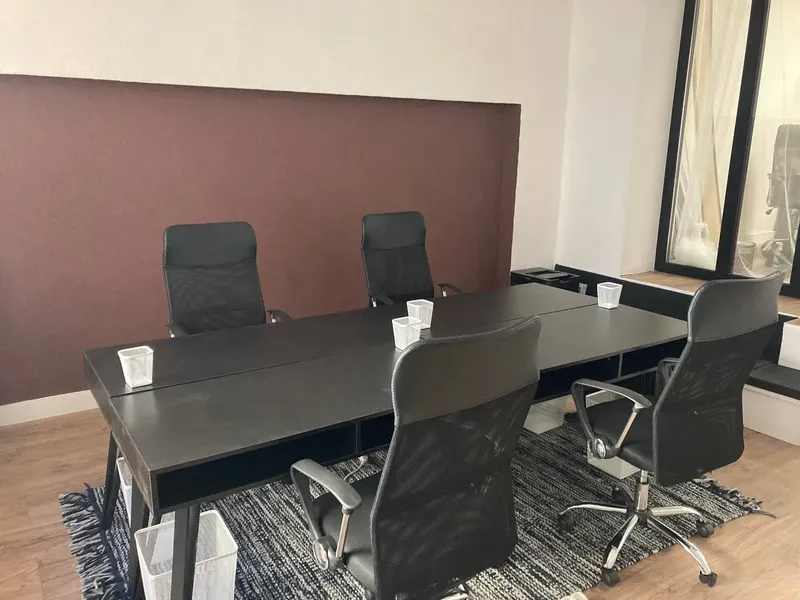 LE BUREAU DES PLANTES: espace de coworking à Montpellier: Photo des locaux, adresse, horaires et tarifs pour réserver un espace de travail LE BUREAU DES PLANTES: espace de coworking à Montpellier: Photo des locaux, adresse, horaires et tarifs pour réserver un espace de travail