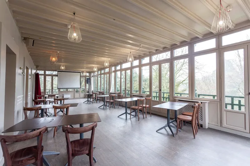 LE PAVILLON DU LAC: espace de coworking à Paris 19: Photo des locaux, adresse, horaires et tarifs pour réserver un espace de travail LE PAVILLON DU LAC: espace de coworking à Paris 19: Photo des locaux, adresse, horaires et tarifs pour réserver un espace de travail