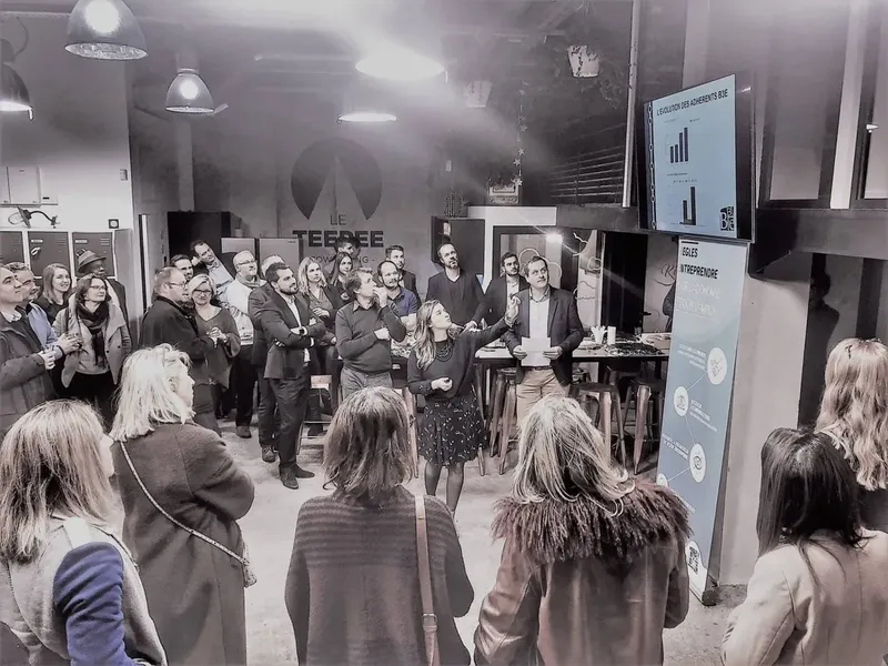 LE TEEPEE: espace de coworking à Bègles: Photo des locaux, adresse, horaires et tarifs pour réserver un espace de travail LE TEEPEE: espace de coworking à Bègles: Photo des locaux, adresse, horaires et tarifs pour réserver un espace de travail