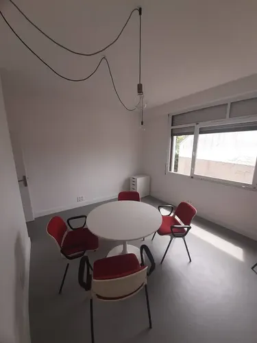 LE VIOLON D'INGRES: espace de coworking à Nantes: Photo des locaux, adresse, horaires et tarifs pour réserver un espace de travail LE VIOLON D'INGRES: espace de coworking à Nantes: Photo des locaux, adresse, horaires et tarifs pour réserver un espace de travail