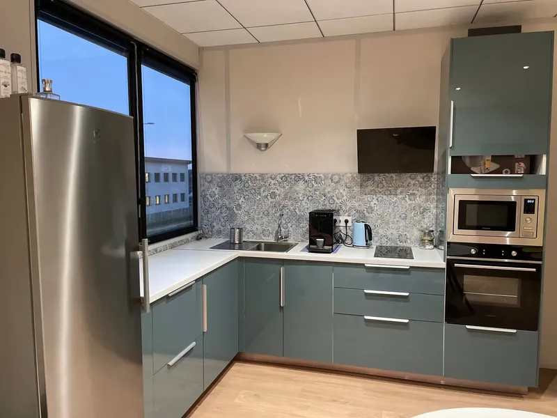 LEONY MARAIS 2A: espace de coworking à Chartres: Photo des locaux, adresse, horaires et tarifs pour réserver un espace de travail LEONY MARAIS 2A: espace de coworking à Chartres: Photo des locaux, adresse, horaires et tarifs pour réserver un espace de travail