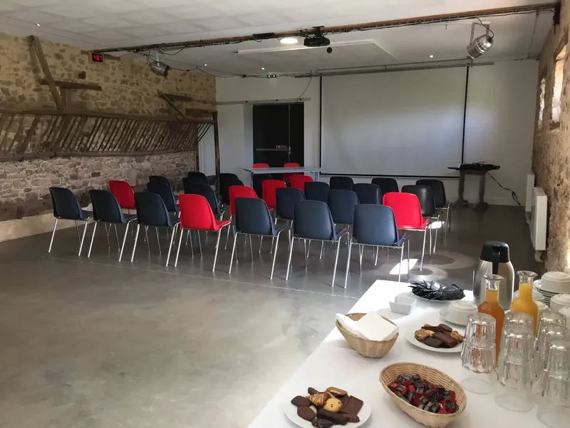 L'ORBIERE: lieu événementiel à Forcé: Photo des locaux, adresse, horaires et tarifs pour réserver un espace de travail L'ORBIERE: lieu événementiel à Forcé: Photo des locaux, adresse, horaires et tarifs pour réserver un espace de travail