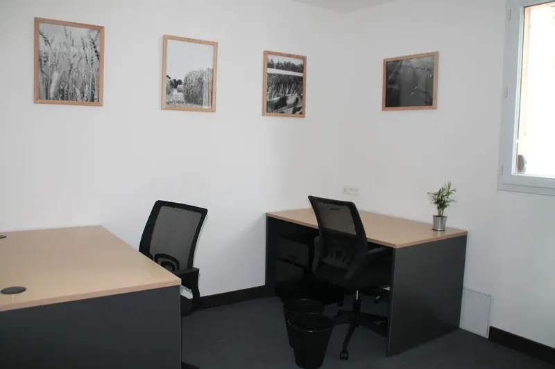 MARCEL COWORKING: espace de coworking à Guichen: Photo des locaux, adresse, horaires et tarifs pour réserver un espace de travail MARCEL COWORKING: espace de coworking à Guichen: Photo des locaux, adresse, horaires et tarifs pour réserver un espace de travail