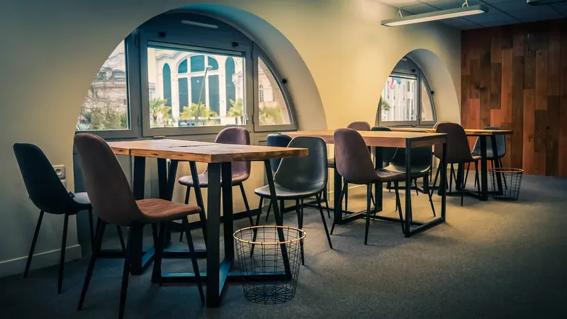 OSOKLE: espace de coworking à Pau: Photo des locaux, adresse, horaires et tarifs pour réserver un espace de travail OSOKLE: espace de coworking à Pau: Photo des locaux, adresse, horaires et tarifs pour réserver un espace de travail