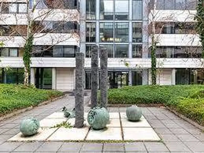 REGUS LYON BROTTEAUX: espace de coworking à Lyon 6: Photo des locaux, adresse, horaires et tarifs pour réserver un espace de travail