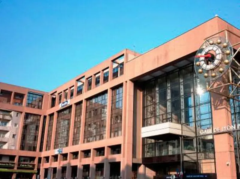 REGUS LYON PART DIEU: espace de coworking à Lyon 1: Photo des locaux, adresse, horaires et tarifs pour réserver un espace de travail REGUS LYON PART DIEU: espace de coworking à Lyon 1: Photo des locaux, adresse, horaires et tarifs pour réserver un espace de travail
