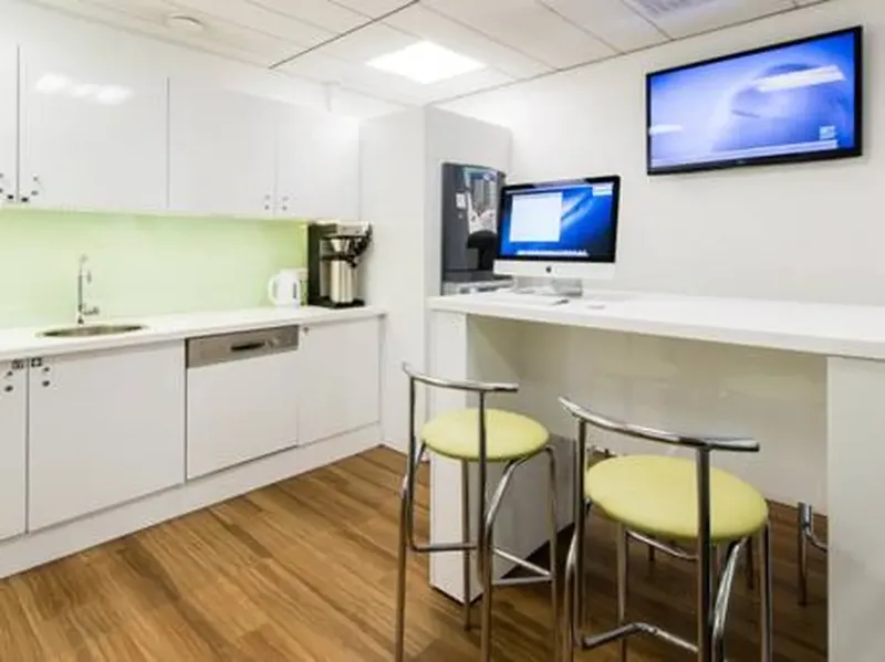 REGUS LYON VAISE VERRAZZANO: espace de coworking à Lyon 9: Photo des locaux, adresse, horaires et tarifs pour réserver un espace de travail REGUS LYON VAISE VERRAZZANO: espace de coworking à Lyon 9: Photo des locaux, adresse, horaires et tarifs pour réserver un espace de travail