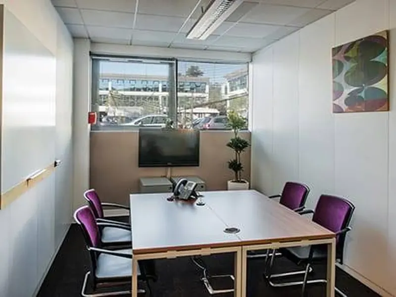 REGUS MOUGINS: espace de coworking à Mougins: Photo des locaux, adresse, horaires et tarifs pour réserver un espace de travail REGUS MOUGINS: espace de coworking à Mougins: Photo des locaux, adresse, horaires et tarifs pour réserver un espace de travail