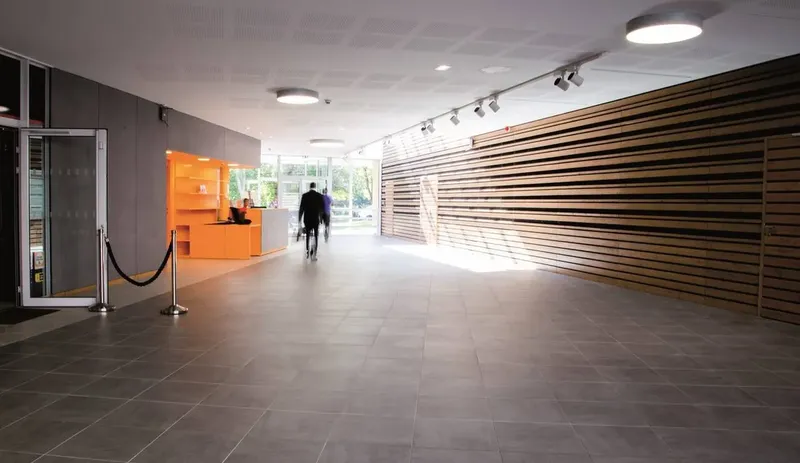 SARCUS CENTRE D'AFFAIRES: espace de coworking à Nogent Sur Oise: Photo des locaux, adresse, horaires et tarifs pour réserver un espace de travail