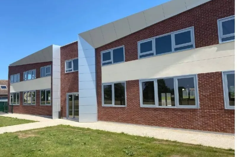 SI GROUPE BEAUVAIS: espace de coworking à Tillé: Photo des locaux, adresse, horaires et tarifs pour réserver un espace de travail SI GROUPE BEAUVAIS: espace de coworking à Tillé: Photo des locaux, adresse, horaires et tarifs pour réserver un espace de travail