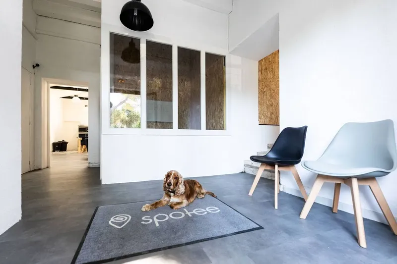SPOTEE LES MILLES: espace de coworking à Aix En Provence: Photo des locaux, adresse, horaires et tarifs pour réserver un espace de travail SPOTEE LES MILLES: espace de coworking à Aix En Provence: Photo des locaux, adresse, horaires et tarifs pour réserver un espace de travail