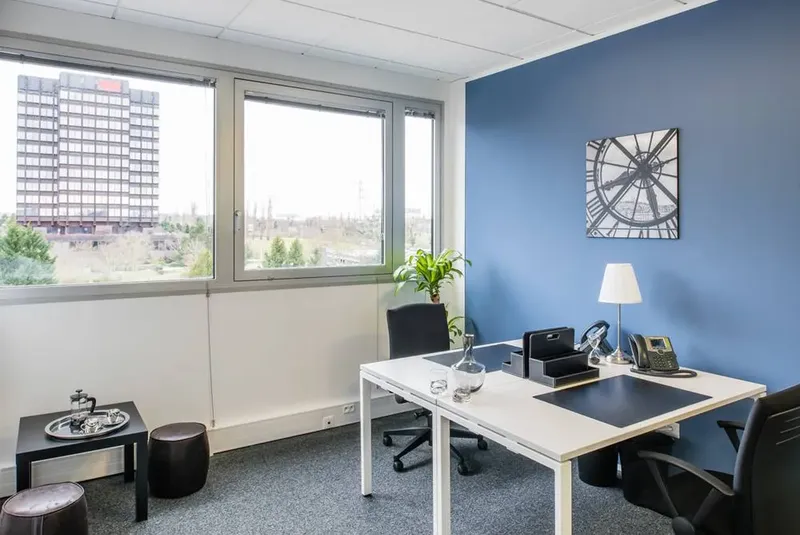 STOP & WORK CERGY: espace de coworking à Cergy Pontoise: Photo des locaux, adresse, horaires et tarifs pour réserver un espace de travail STOP & WORK CERGY: espace de coworking à Cergy Pontoise: Photo des locaux, adresse, horaires et tarifs pour réserver un espace de travail