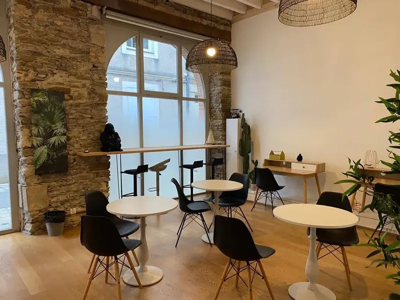 VACOUVA OLIVETTES: lieu événementiel à Nantes: Photo des locaux, adresse, horaires et tarifs pour réserver un espace de travail VACOUVA OLIVETTES: lieu événementiel à Nantes: Photo des locaux, adresse, horaires et tarifs pour réserver un espace de travail