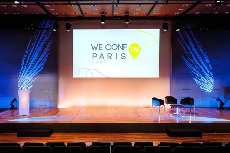 WOJO COEUR DEFENSE CENTRE DE CONFERENCES: espace de coworking à La Défense: Photo des locaux, adresse, horaires et tarifs pour réserver un espace de travail WOJO COEUR DEFENSE CENTRE DE CONFERENCES: espace de coworking à La Défense: Photo des locaux, adresse, horaires et tarifs pour réserver un espace de travail