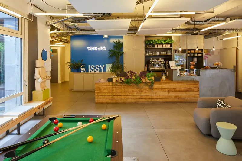 WOJO ISSY LES MOULINEAUX: espace de coworking à Issy Les Moulineaux: Photo des locaux, adresse, horaires et tarifs pour réserver un espace de travail WOJO ISSY LES MOULINEAUX: espace de coworking à Issy Les Moulineaux: Photo des locaux, adresse, horaires et tarifs pour réserver un espace de travail